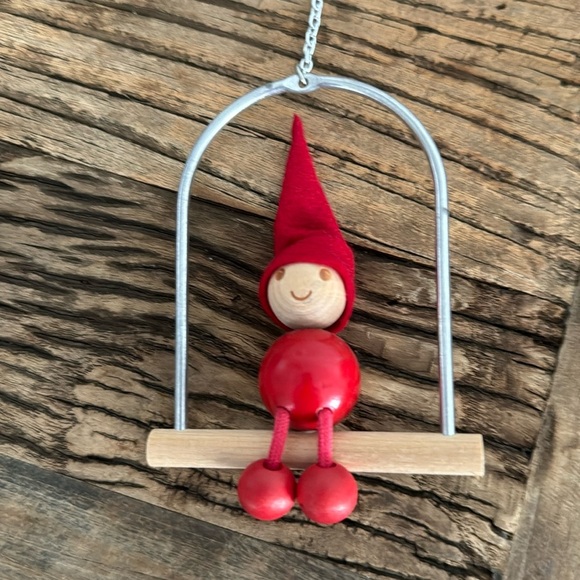 Vintage Aarikka Gnome Christmas Window Mobile ‘Veijaritontut’ with Original Box - Picture 3 of 11